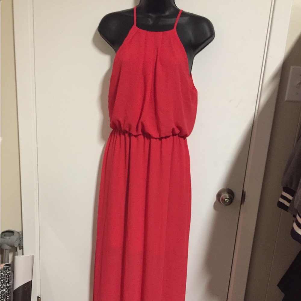 Coral long sleeveless dress